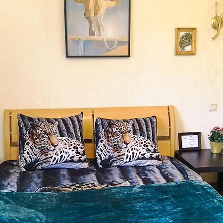 Room In A Private House 5 Min From Airport Ryga Zewnętrze zdjęcie